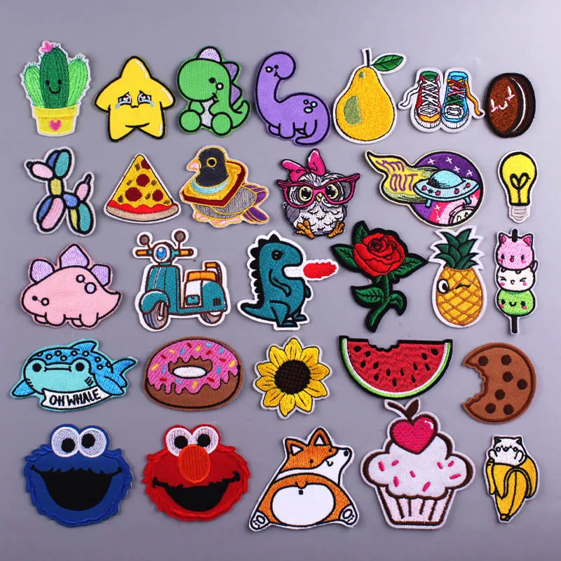 Cute Animals Dinosaur Patch Iron On Embroidered For Clothing Cartoon Anime Patches For Kid Clothes Appliques Stickers T-shirt