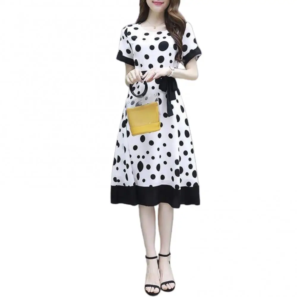 

Женское летнее платье, повседневное простое приталенное платье с круглым вырезом и коротким рукавом, с поясом в горошек, летнее женское пла...