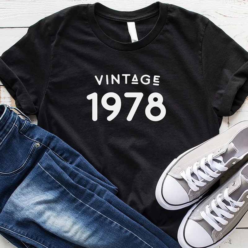 

Vintage1978 Birthday Party Gift 43rd Tshirt Graphic Cotton Women T-shirt Short Sleeve Plus Size O Neck Female Gift Clothing