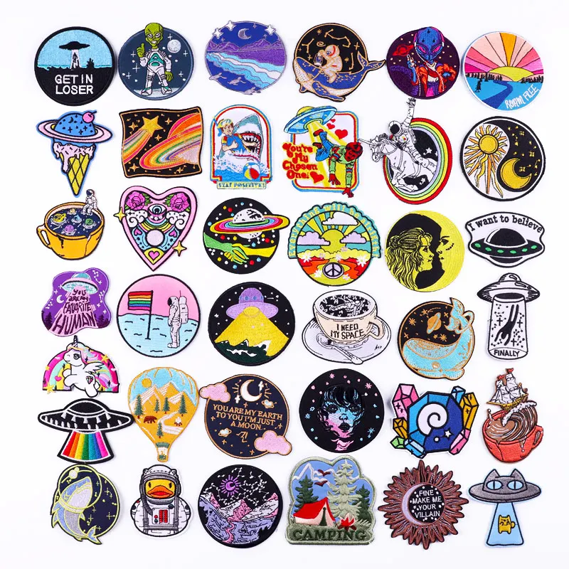 Термоклейкие нашивки с изображением космонавта астронавта инопланетянина НЛО -