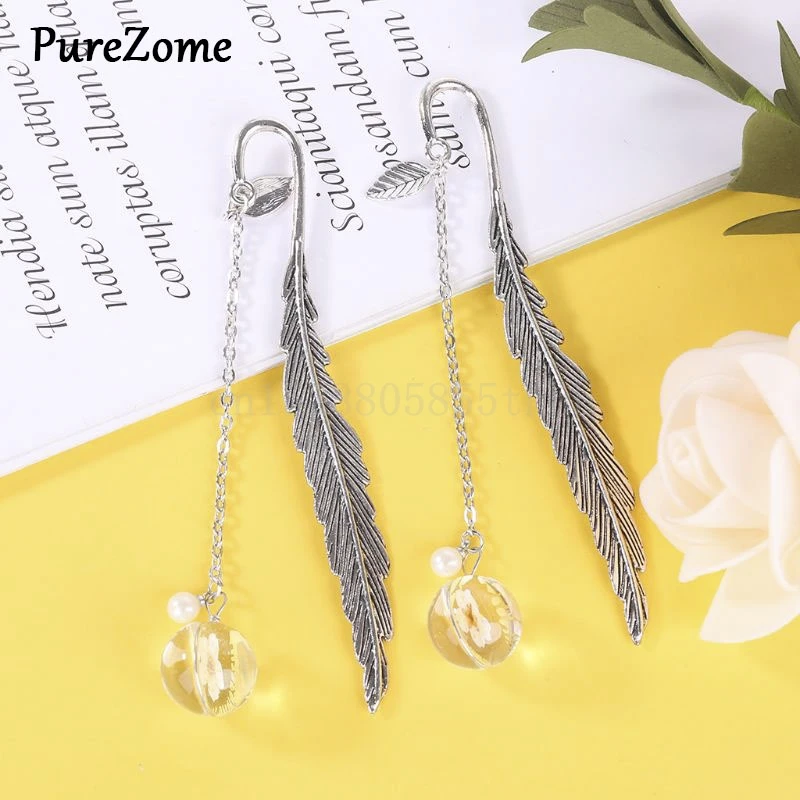 

Retro Vintage Bookmark Feather Dried Flower Peach Blossom Specimen Creative Metal Bookmarks Stationery Gift