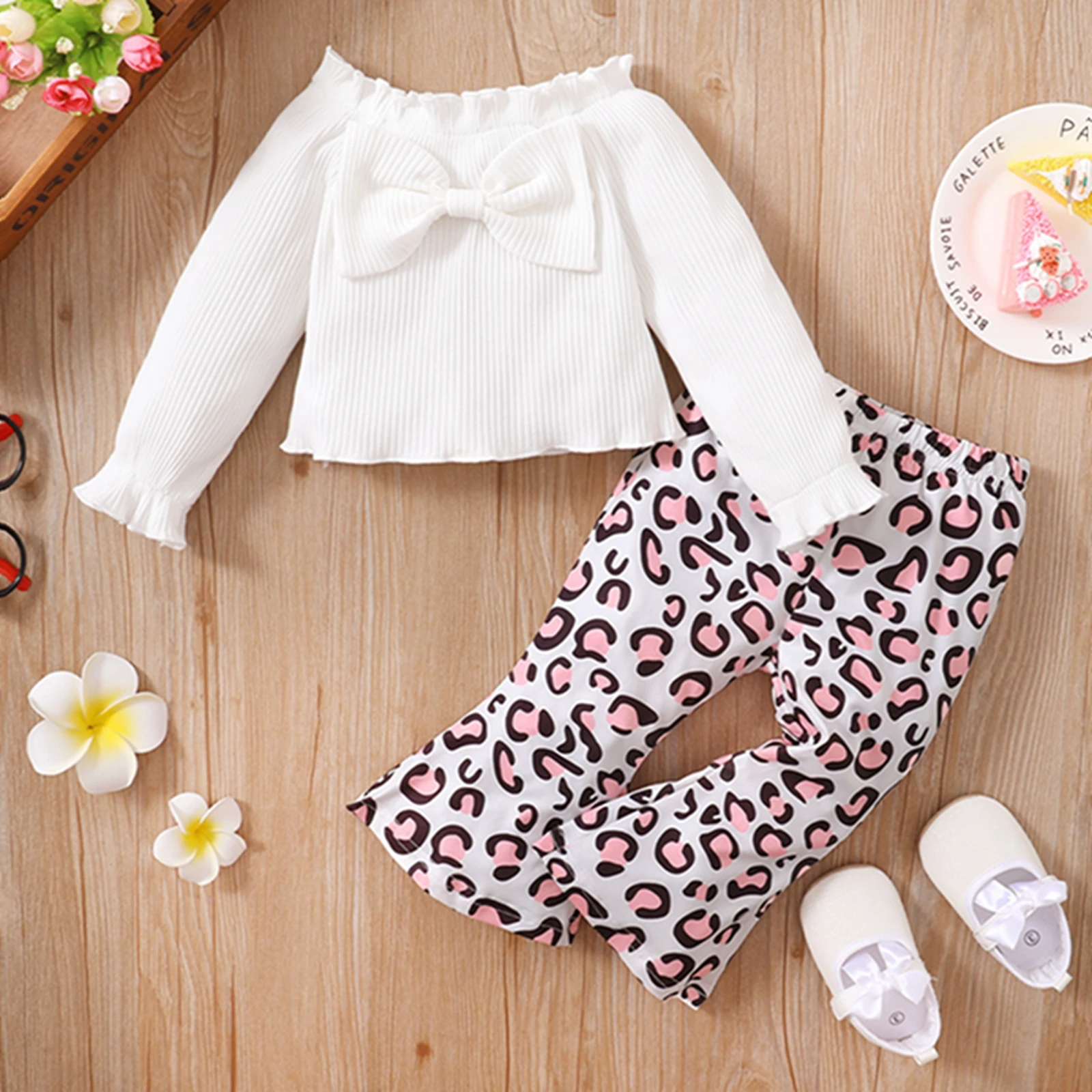 

Spring Autumn 2Pcs Baby Girls Cute Clothing Sets Long Sleeve Plain Ribbed Ruffle Off-Shoulder Tops Long Leopard Flared Pants