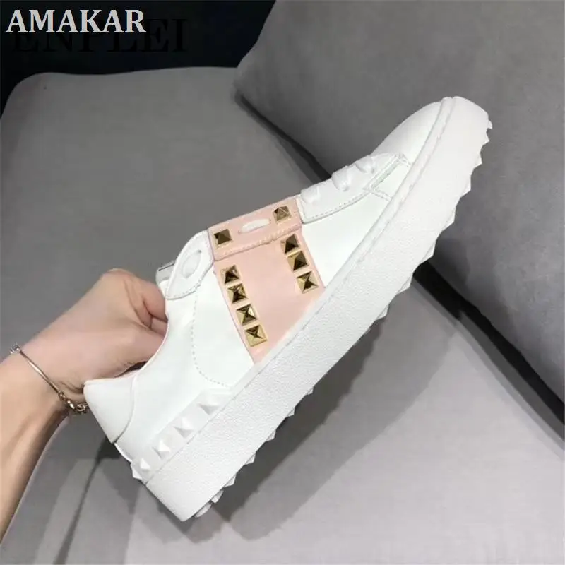 

2021 New Women Outdoor Flats Single Shoes Rivet Lovers Casual Shoes Vulcanize Shoes PU Leather Shoes Size 35-44