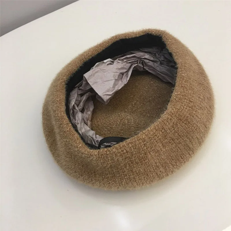 Новые модные теплые зимние шапки отличного качества однотонные плотные зимние женские головные уборы Классический Французский Берет мягкая меховая шапочка регулируемая