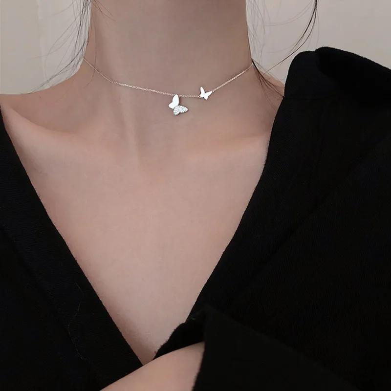 Π¦Π΅ΠΏΠΎΡΠΊΠ° Π½Π° ΠΊΠ»ΡΡΠΈΡΡ ΠΆΠ΅Π½ΡΠΊΠ°Ρ, ΡΠ΅ΡΠ΅Π±ΡΠΈΡΡΠ°Ρ, Ρ Π΄Π²ΡΠΌΡ Π±Π°Π±ΠΎΡΠΊΠ°ΠΌΠΈ Π¦Π΅ΠΏΠΎΡΠΊΠ° Π½Π° ΠΊΠ»ΡΡΠΈΡΡ ΠΆΠ΅Π½ΡΠΊΠ°Ρ, ΡΠ΅ΡΠ΅Π±ΡΠΈΡΡΠ°Ρ, Ρ Π΄Π²ΡΠΌΡ Π±Π°Π±ΠΎΡΠΊΠ°ΠΌΠΈ