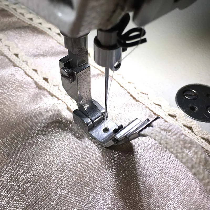 Ленточное устройство для швейной машины высокоэффективное простое в