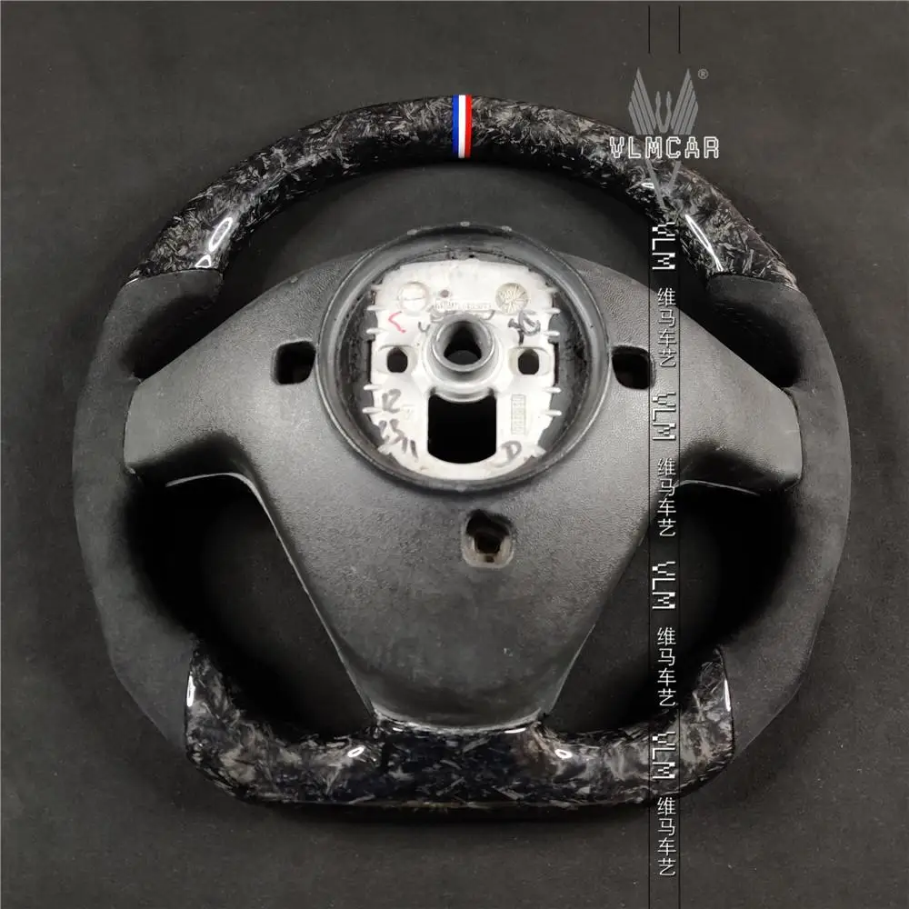 Индивидуальное индивидуальное рулевое колесо из углеродного волокна для CTS V1 2004