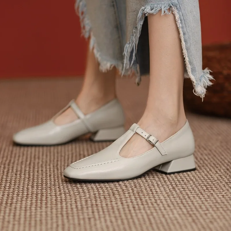 

Lolita Style Shoes Women Big Size 41 42 New Pumps Chunky Heels 2021 Spring Square Toe T-strap Vintage Ladies Middle Heels Brown