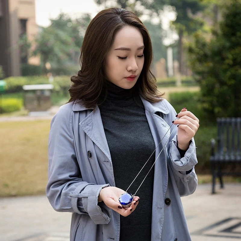 

Personal Air Purifier Necklace Portable Mini Wearable Air Freshner Hanging Ionizer Negative Ion for Adults Kids