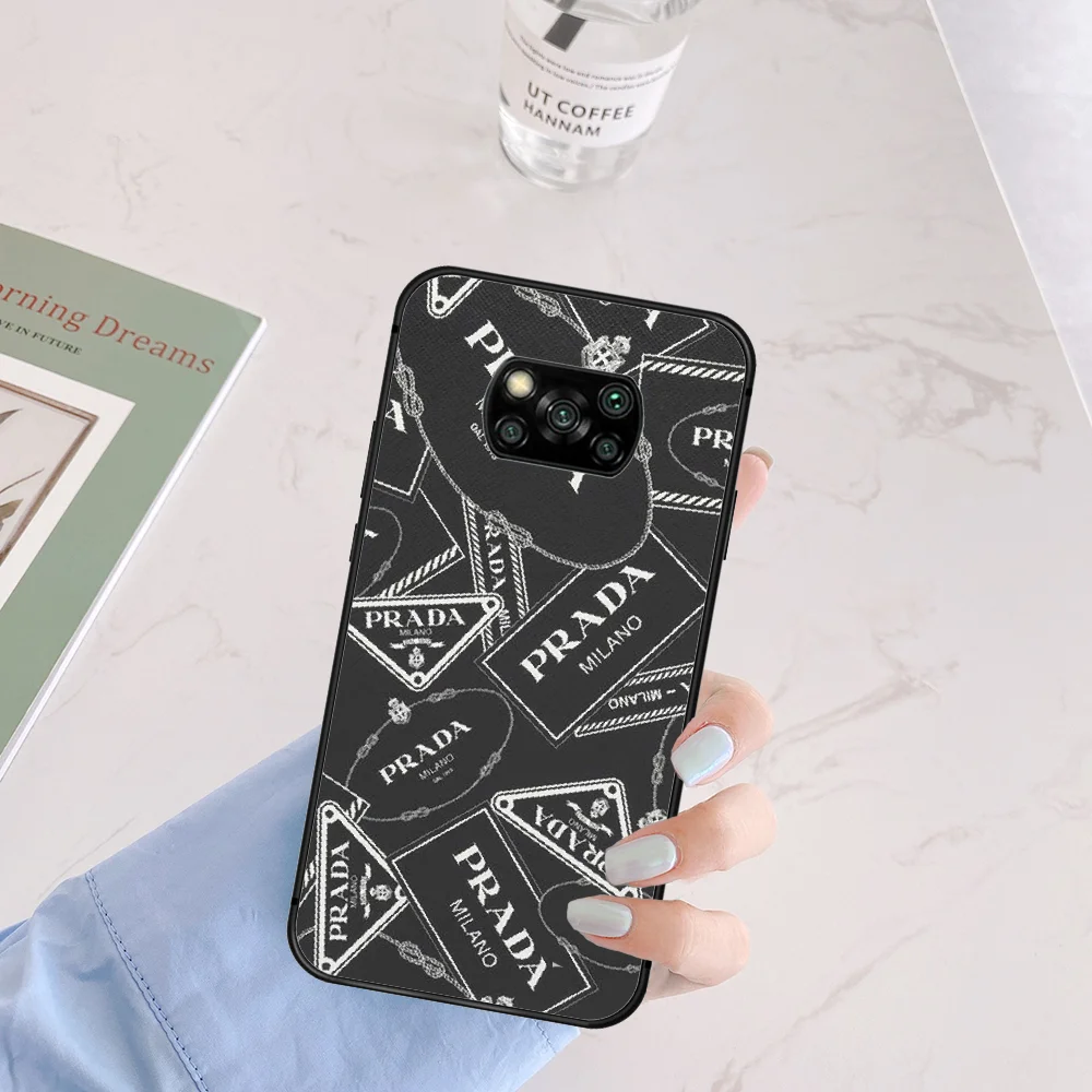 

Luxury Brand Italy Fashion Phone Case Cover Hull For Xiaomi Mi A2 A3 8 9 SE 9T 10 10T Lite Pro Ultra Poco X3 black Etui Pretty