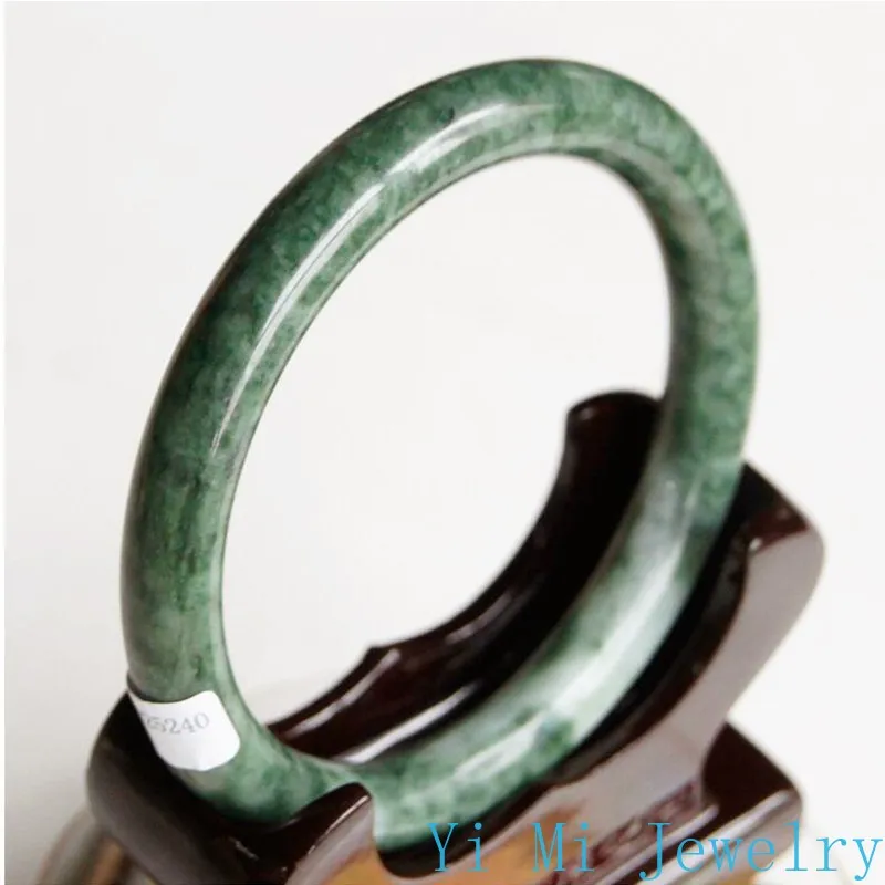 

Natural Guizhou Jade Round Bracelet Oil Green Ladies Floating Flower Jade Bracelet Boutique Spot