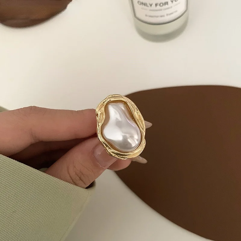 

Fashion Irregular Baroque Pearl Ring for Women New Trendy Design Tail Ring Open Resizable Ring Female Finger Rings Party Jewelry