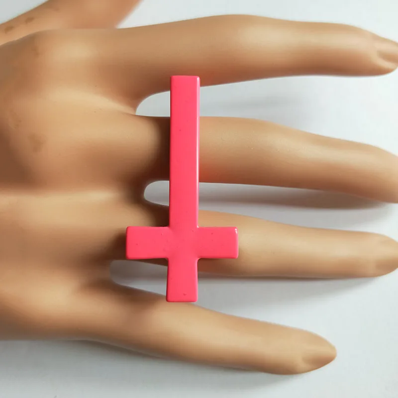 Женское кольцо с двумя пальцами розовое крестом в стиле панк подарок Прямая