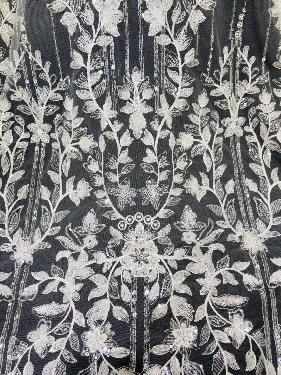 

Wedding dress design fabric bead embroidery tulle lace/new embroidery French mesh lace exquisite design