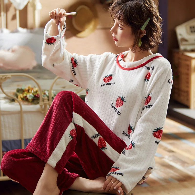 Winter Thick Flannel Warm Pajamas for Women Pyjamas Cute Coral Fleece Sheep Female Pajama Set sleepwear Home Suit