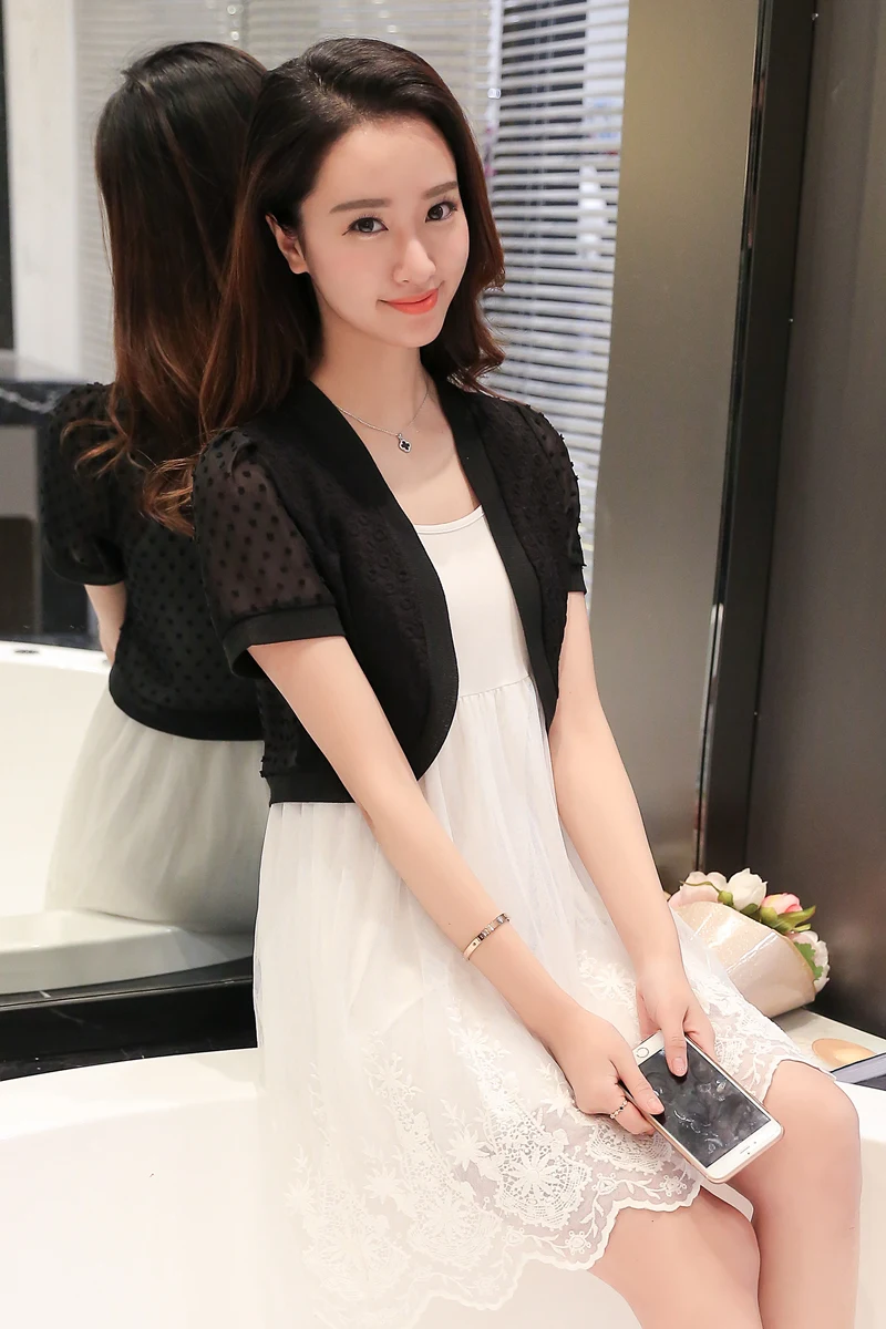 Женский весенне-осенний кардиган короткая кружевная куртка черного и белого