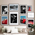 Красная Автомобильная шляпа девушка черная белая фотография скандинавские плакаты и принты Настенная картина на холсте настенные картины для гостиной клубный Декор