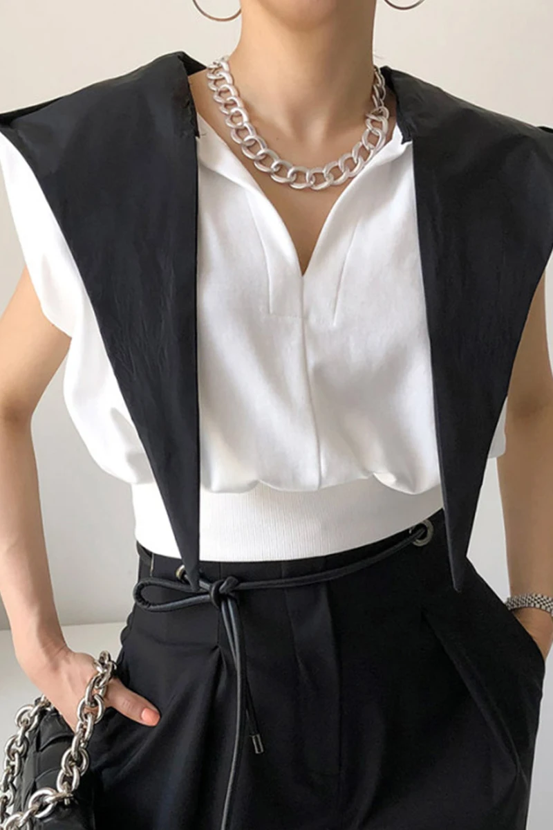 

ZCSMLL Contrasting Color Pointed Collar Hooded Stitching Design Belted Flying Sleeves T-shirt Top 2021 Spring Summer New top