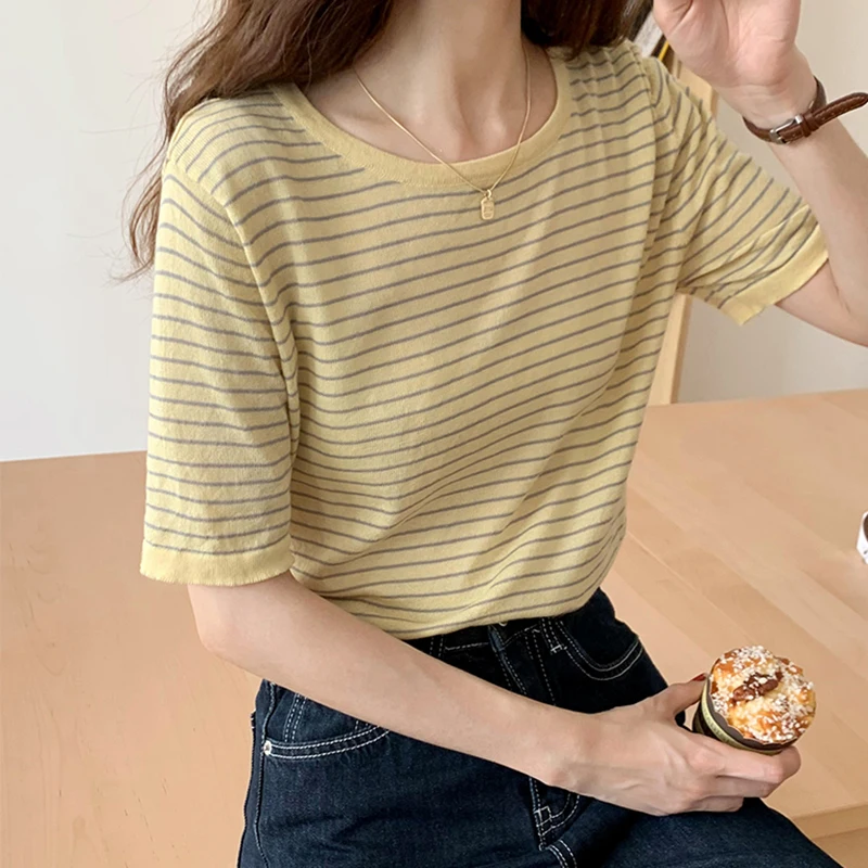 

Striped Tee Shirt Knitted T Shirt Woman Tshirt Casual O-Neck Short Sleeve Tees Summer Tops Women Fashion Thin T-Shirts Clothes