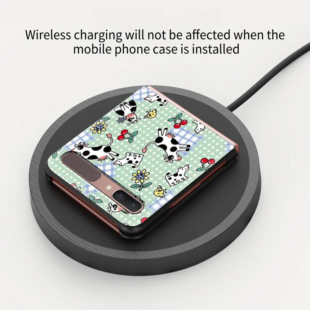 

Cow Milk Black White Cover For Samsung Galaxy Z Flip 5G Black Foldable Hard PC Phone Case ZFlip 6.7" Fold Shell Coque Capa