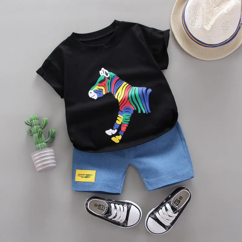 Комплект летней одежды для маленьких мальчиков и девочек футболка с радужным