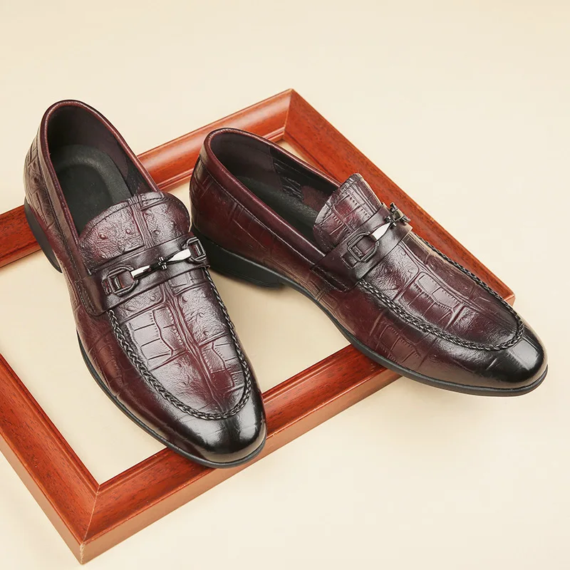 

The First Layer of Cowhide 2021 New British Crocodile Grain Leather Lazy Loafers Handmade Business Formal Shoes Men Men Shoes