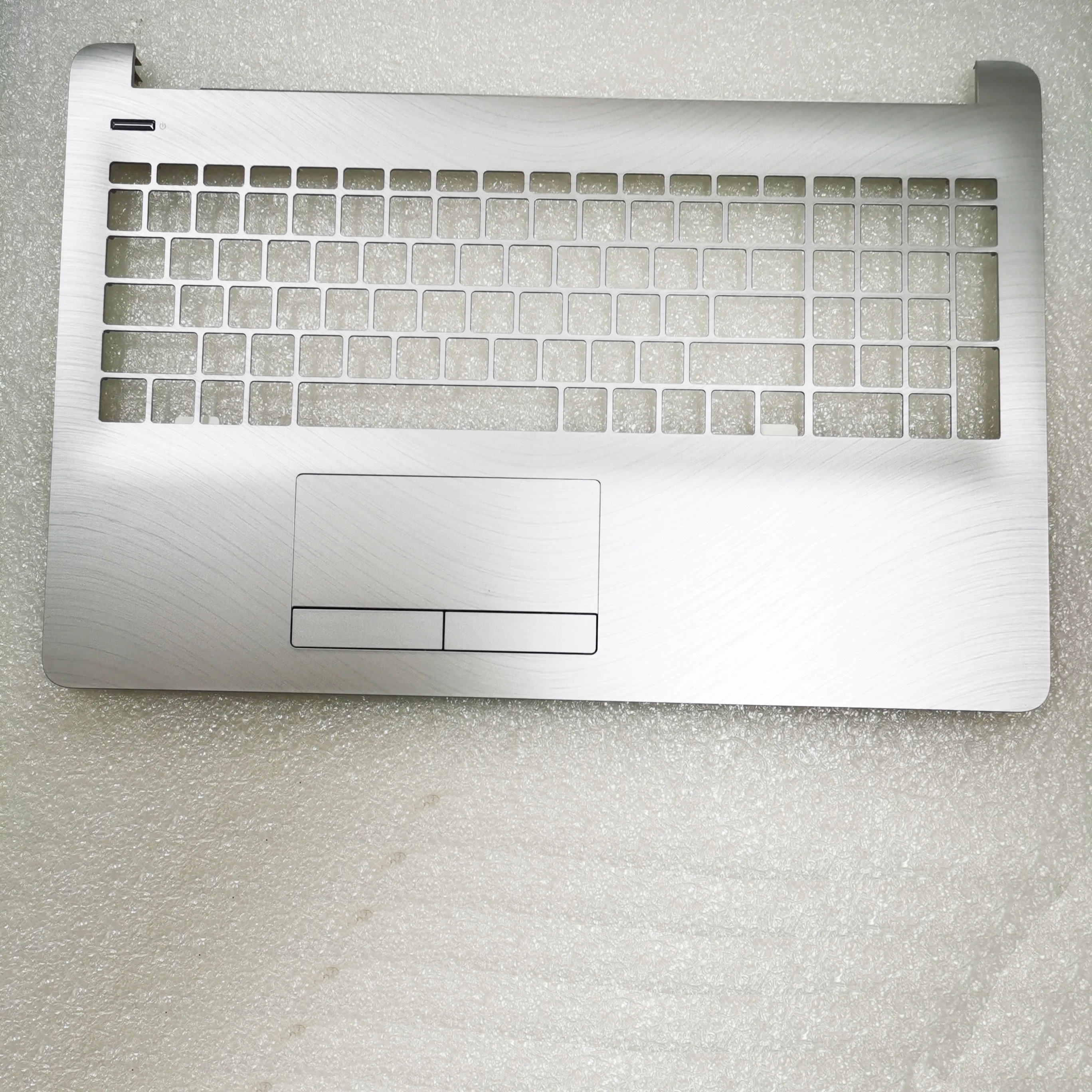 

NEW PALMREST FOR HP Pavilion 15-BS 15-BW 250 G6 255 256 G6 silvery palmrest cover US keyboard Touch Pad AP204000671