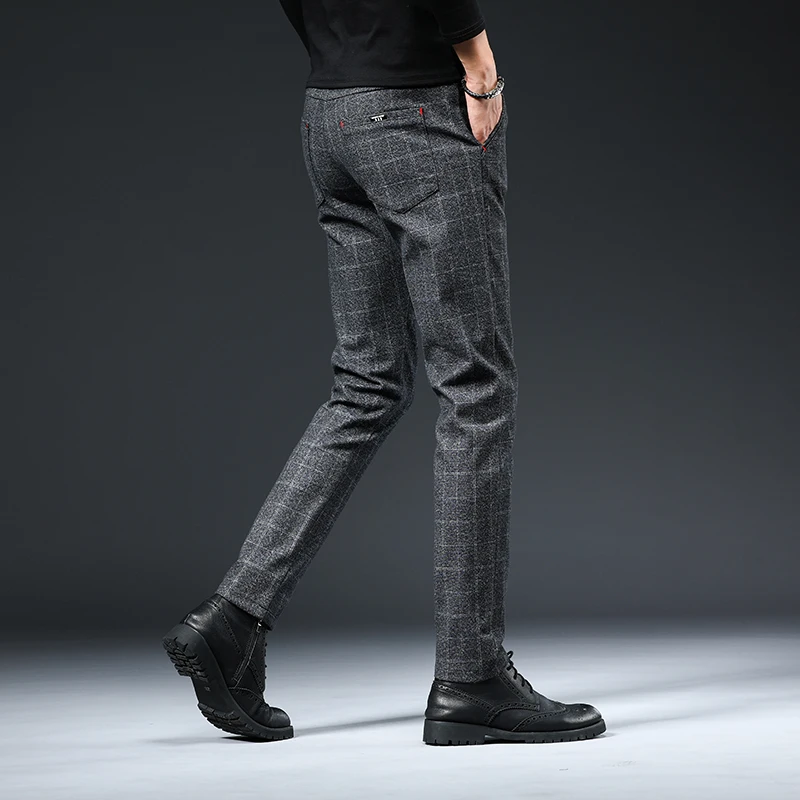 Мужские брюки в клетку повседневные облегающие британском стиле черные синие