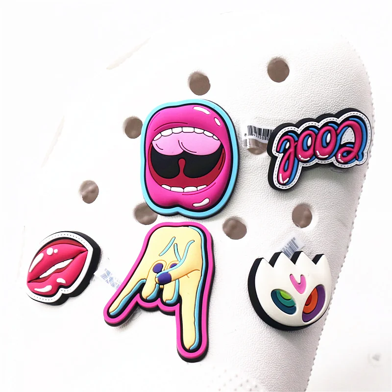 Original Rock Style Shoe Charms Cool Mask Scream Mouth corna PVC Shoe Decoration Accessories for Croc jibz Party Kid's Gifts
