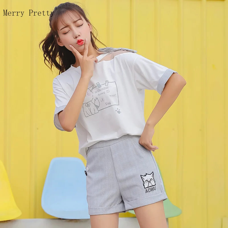 Женский комплект из двух предметов футболка с коротким рукавом и шорты Размеры