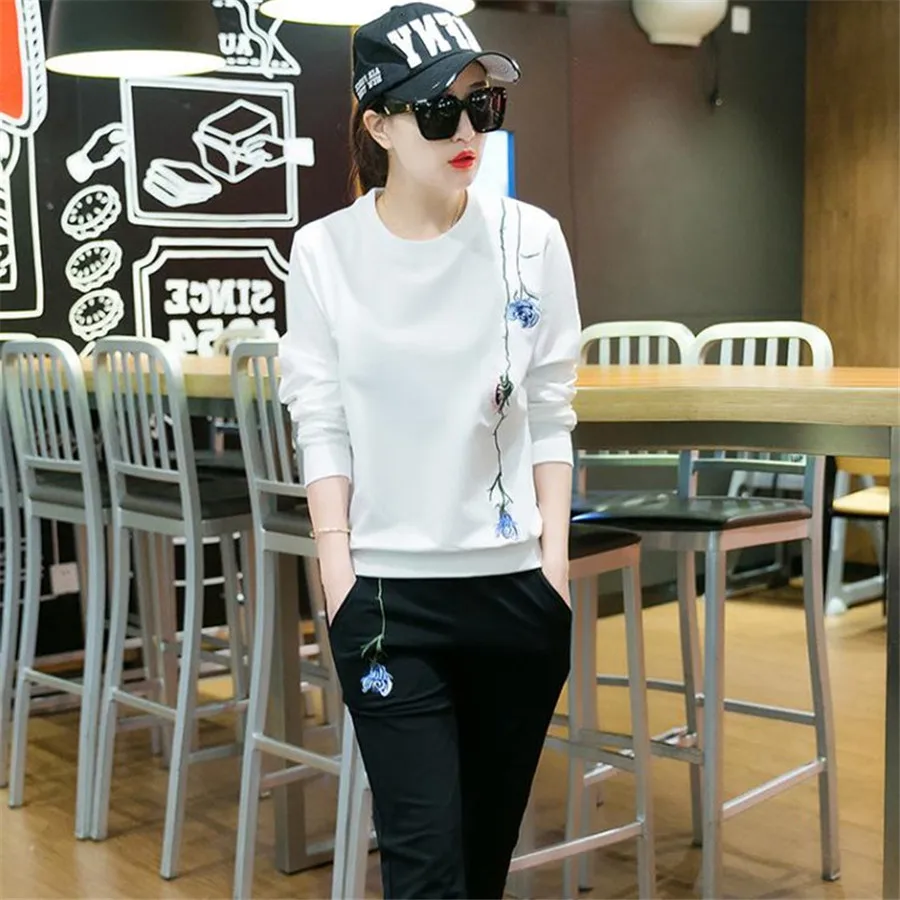 2019 женский костюм спортивный с вышивкой и цветочным принтом весенне осенний топ +