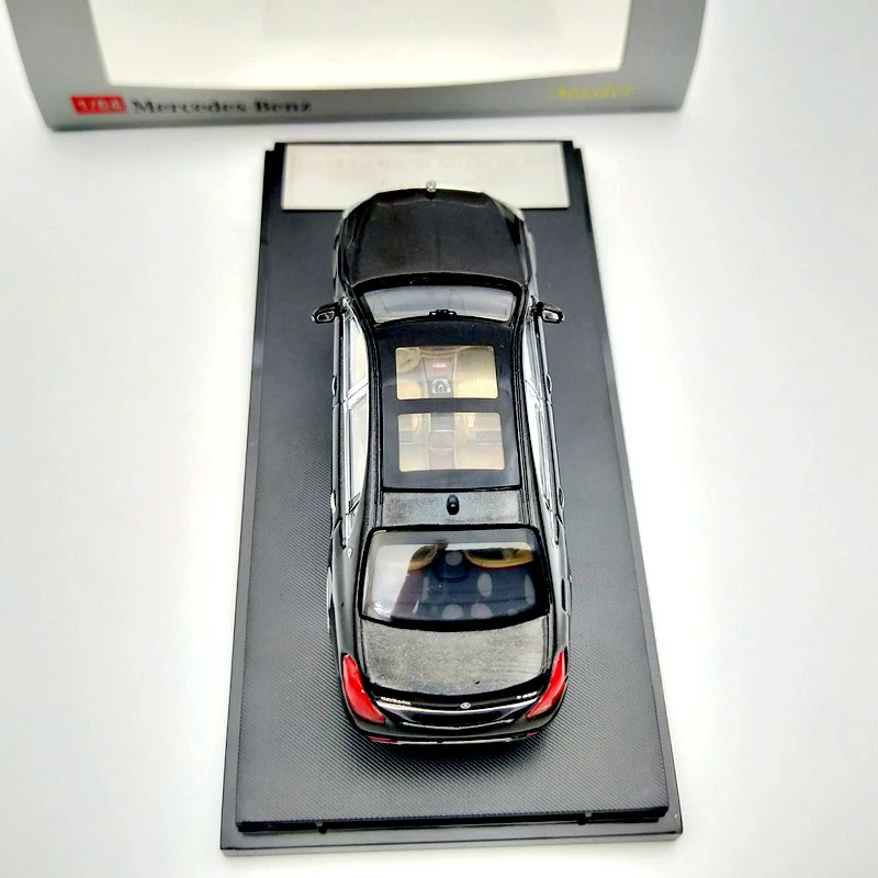 

3pcs Master 1:64 For Maybach S-Class S680 Diecast Model Toys Car Collection Gifts Black