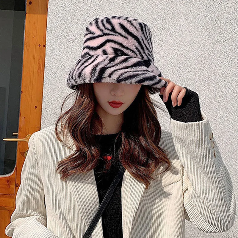 Панама женская из искусственного меха теплая плюшевая шапка с принтом зебры для
