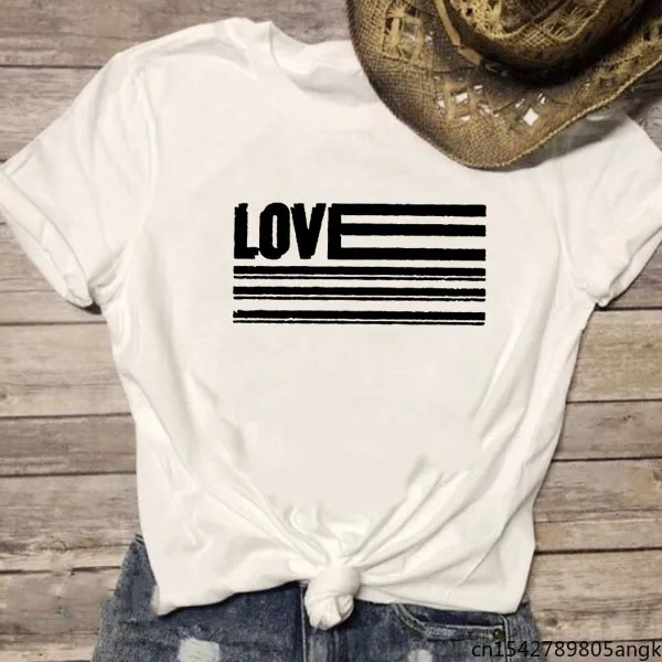 

Женская футболка с коротким рукавом и круглым вырезом