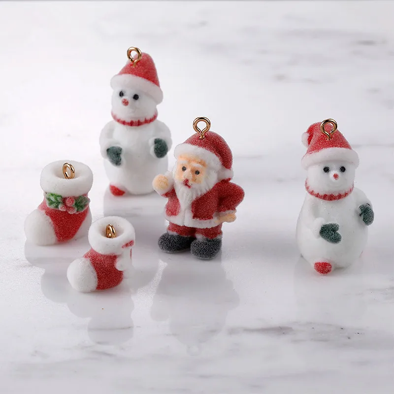 

Рождественский стиль 20 шт./лот цветные флокированные Мультяшные Снеговики Санта Клауса Формы полимерные Бусины diy Ювелирные изделия одежды...