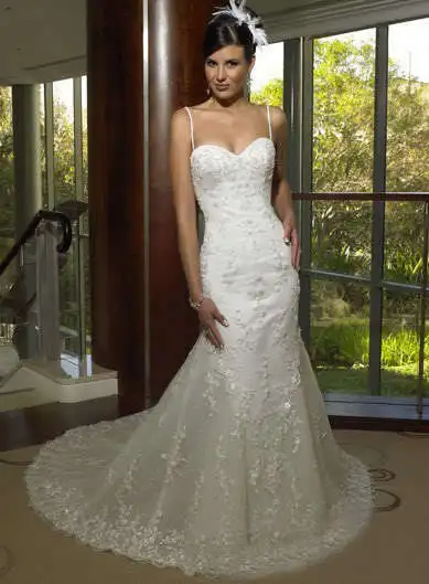 

Spaghetti Straps wedding gowns 2021 appliques Sexy Lace Mermaid Bride Wedding Dress bridal Gown 2022 wedding Robe Mariage