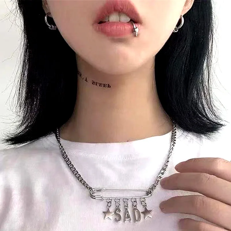 Панк Хип Хоп рок булавка для безопасности буквы звезда кулон Egirl женщин винтажные