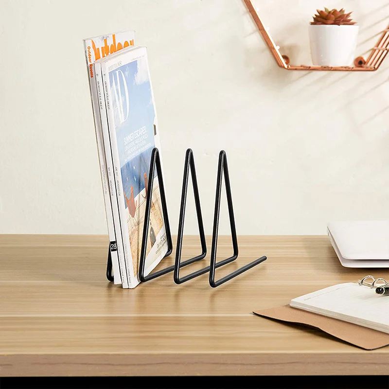 С 3 отделениями для рабочего стола треугольной черная металлическая проволока