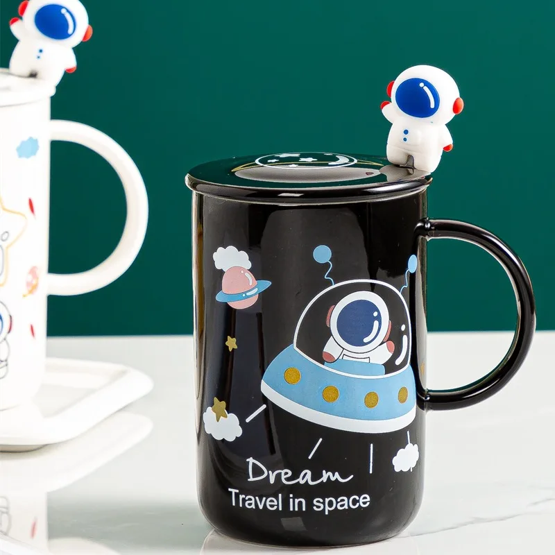 

420ml Ceramic Mug Astronaut Planet Cute Student Couple Drinking Glass with Lid and Spoon Exquisite Handmade Cup for Milk Coffee