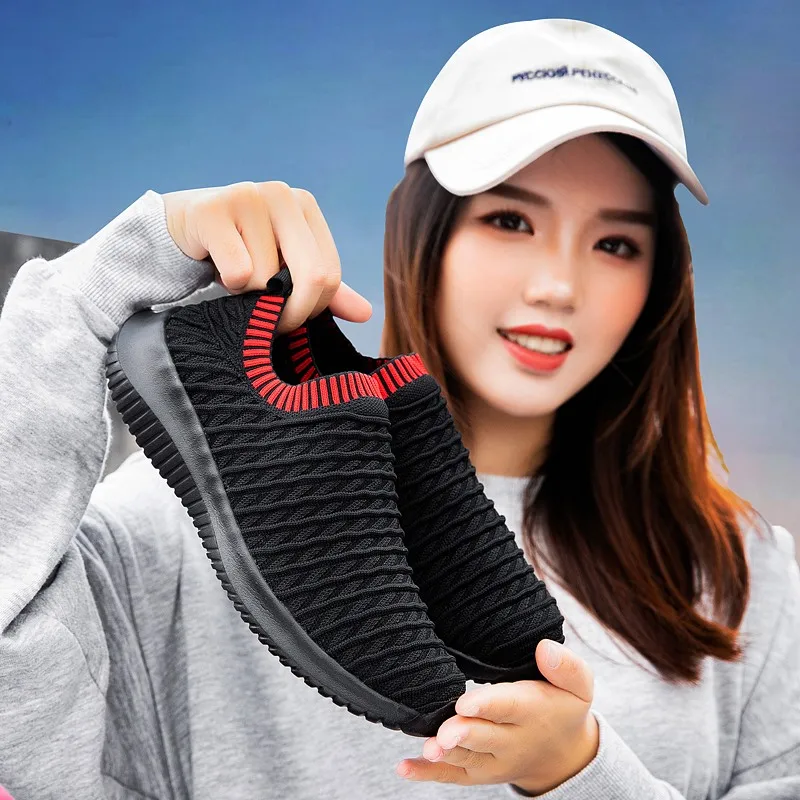 

2021 New Vulcanized Women Flats High Quality Women Sneakers Men Slip On Shoes Men Loafers Plus Size 35-46 Breathable Lovers