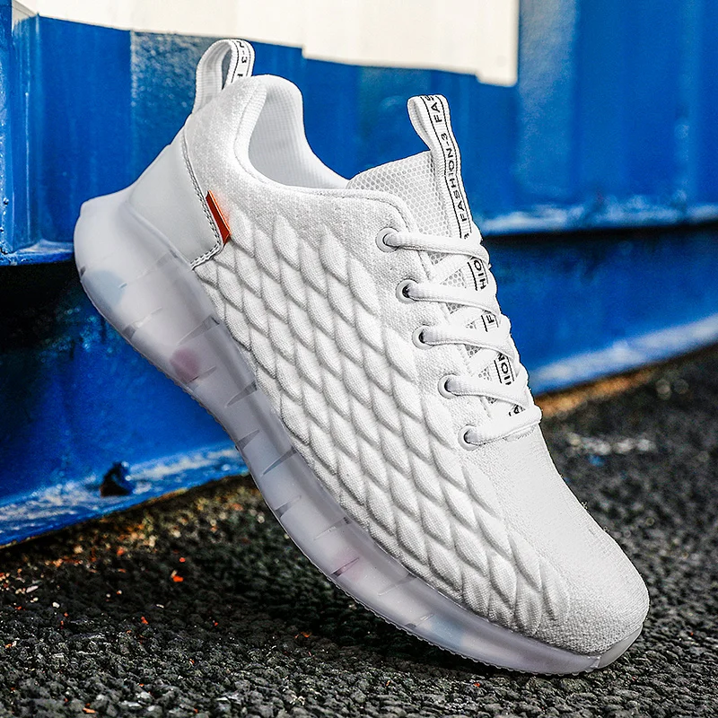 

Кроссовки мужские, дышащие, с амортизирующей подошвой