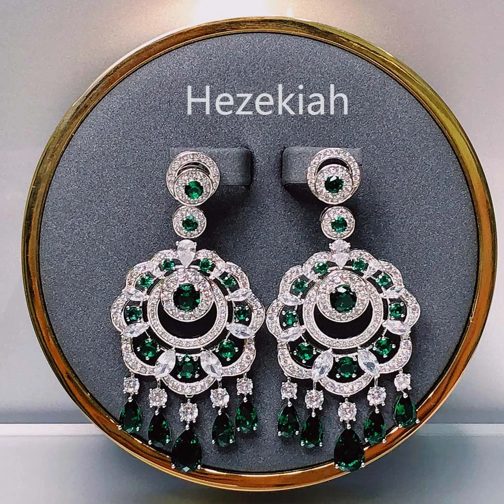 

Hezekiah Luxurious LADIES EARRINGS Bridal Wedding Earrings High end celebrities Flower Blue Light extravagance