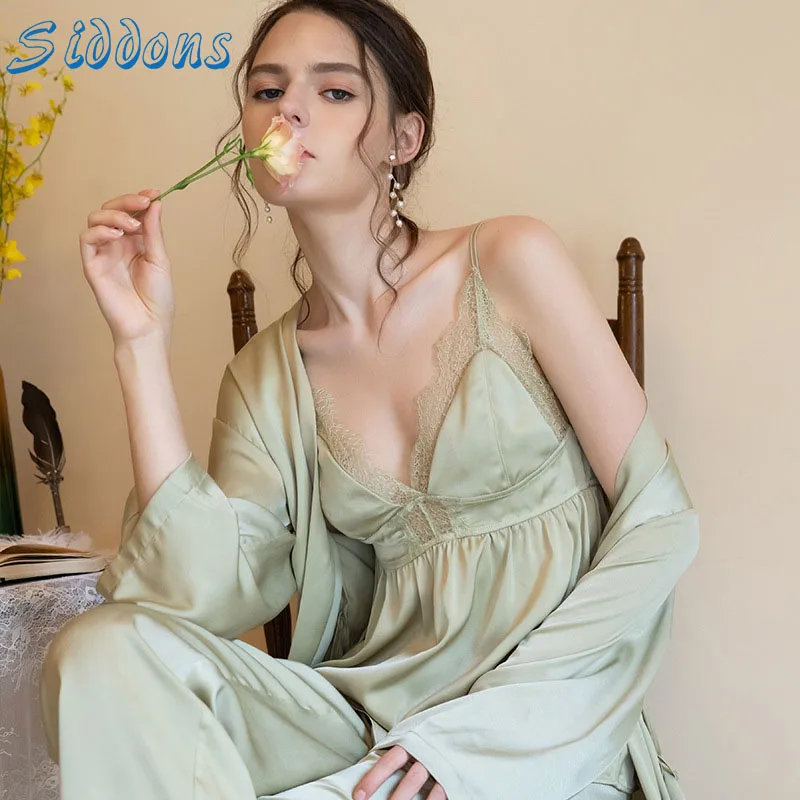 

SIDDONS Women Silk Pajamas Sets 2020 Spring Autumn V-Neck Lace Pijama Sleepwear 3 Pieces Set Spaghetti Strap Sexy Satin Pyjamas
