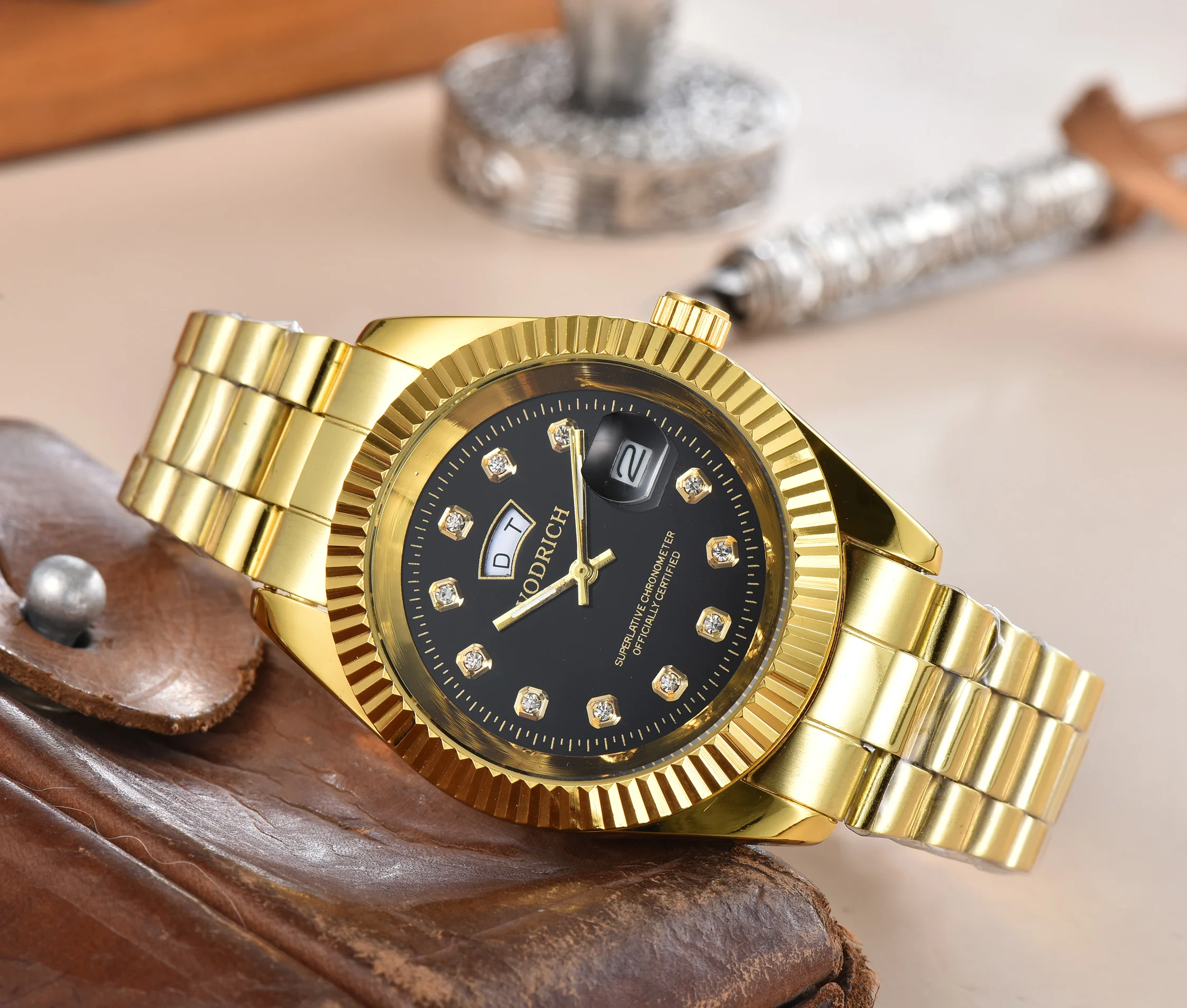 

VODRICH Brand Full Gold Luxury Daydate Women Men Quartz Watch 40mm Classic Alloy Women Men Quartz Watch