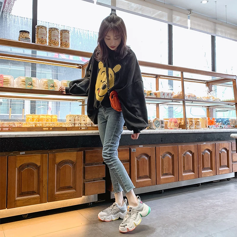 Новинка Сезон весна Обувь на плоской платформе Цвет Красный Модная дышащая обувь