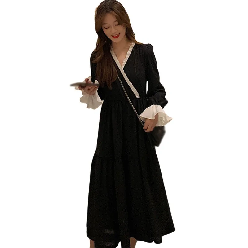 

Autumn Women Fashion Retro V Neck Solid Dress Temperament Lace Stitching Flared Sleeve Base Mid-Length Glitter Long Skirt