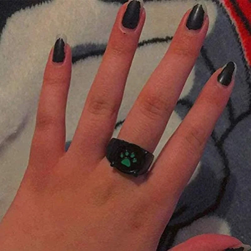 

Cute Black Cat Paw Dog Footprint Pattern Animal Ring Stainless Steel Women Rings Jewelry