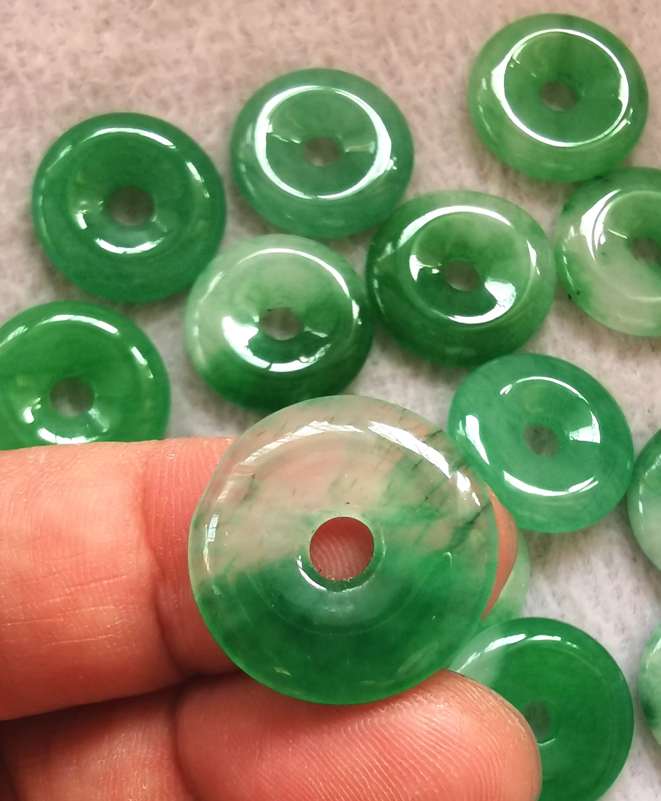 Горячая Распродажа 10 шт. Пи диск Кулон Пончик Jadeite нефрит traslucent изумрудно зеленый