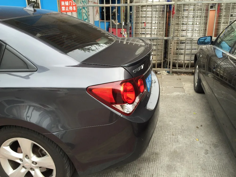 Автомобильный спойлер из АБС материала для заднего крыла грунтовка цвет задний