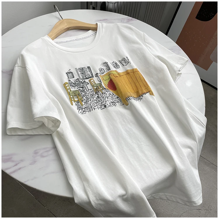 

Женская футболка с коротким рукавом и круглым вырезом